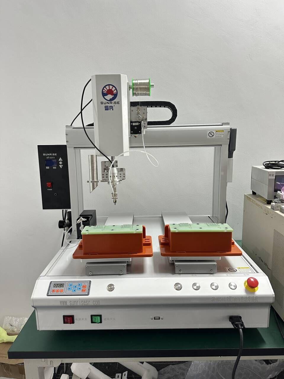 SR-HX5551R自動焊錫機